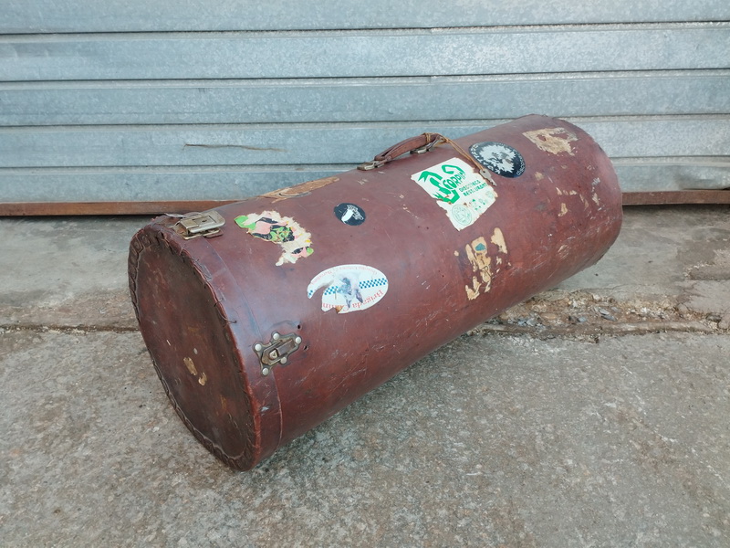 maleta redonda tripode 79xo33 1u